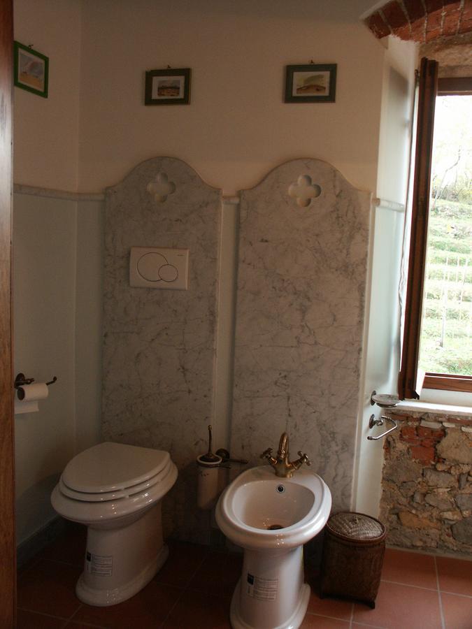 Galleria Ars Apua Bed and Breakfast Carrara Exteriör bild